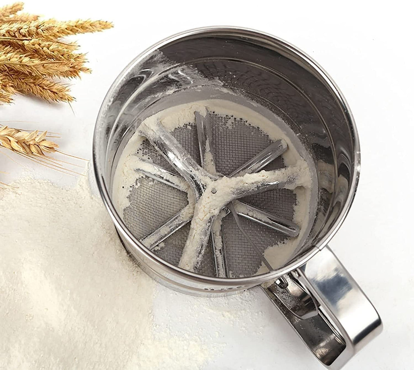 🥮 Stainless Steel Baking Flour Sifter – Perfect Baking Tool!